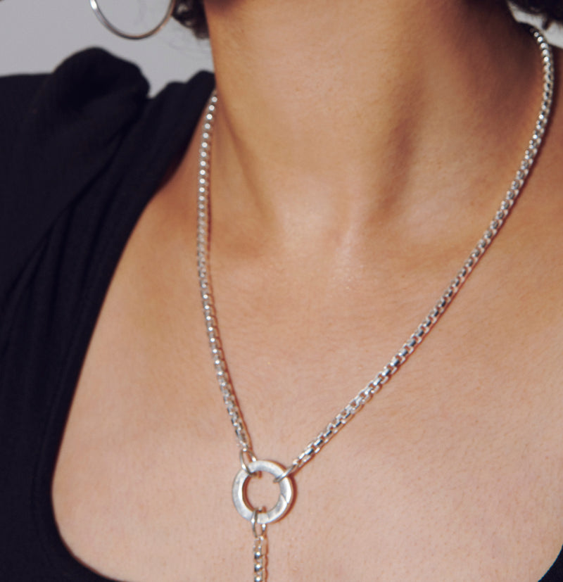 CHAIN LINK NECKLACE