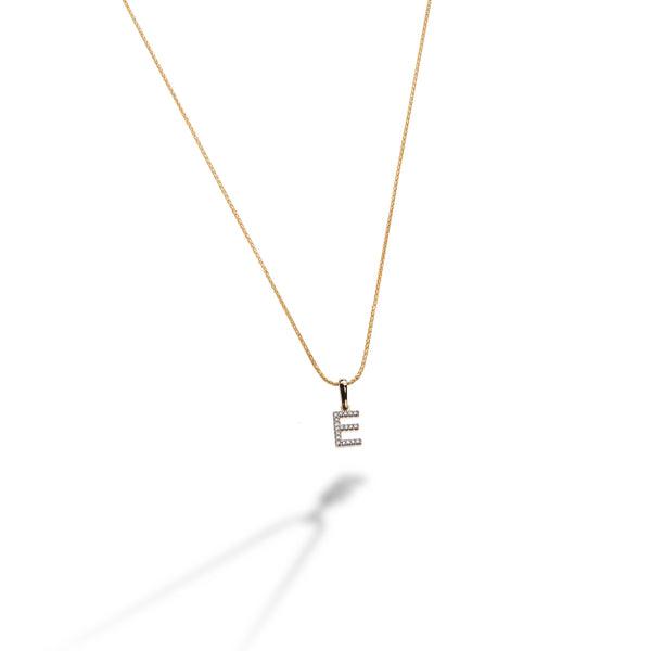 Necklace with e initial outlet