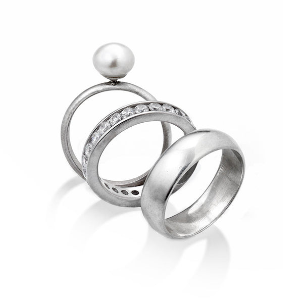 LUXE STACKABLE PEARL RING